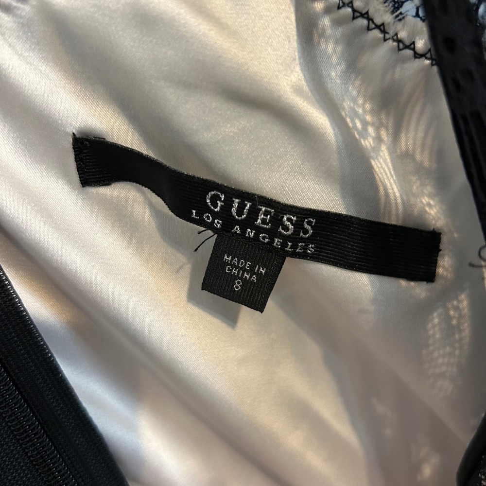 GUESS Striped Lace Trim Sleeveless Dress Black‎ Cream Womens Size 8 y2k - Picture 7 of 8